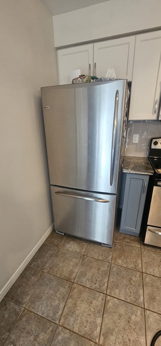 Компресор холодильника — діагностика шуму та вібрації